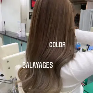ロング カラー エクステ🩵ブリーチ 韓国ヘア🩵KAEのヘアスタイル