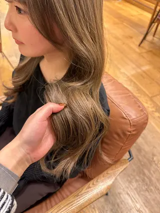 ロング iroha/大阪梅田 /ニュアンスカラーのヘアスタイル