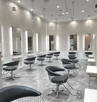 AIRI /レイヤースタイル✨のヘアスタイル