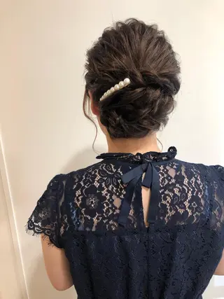 ミディアム ヘアアレンジ MIOベージュカラー 柔らかいカラーのヘアスタイル