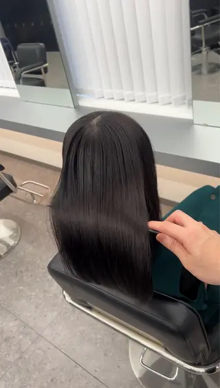 セミロング 髪質改善ストレート Kantaのヘアスタイル