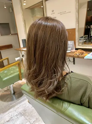 セミロング カラー rinrin 天文館のヘアスタイル