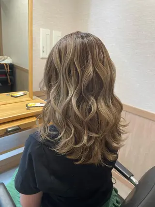 セミロング miho 🌼🌼🌼のヘアスタイル
