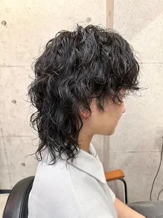 メンズ ウルフ美容師🏆 MIZUKIのヘアスタイル