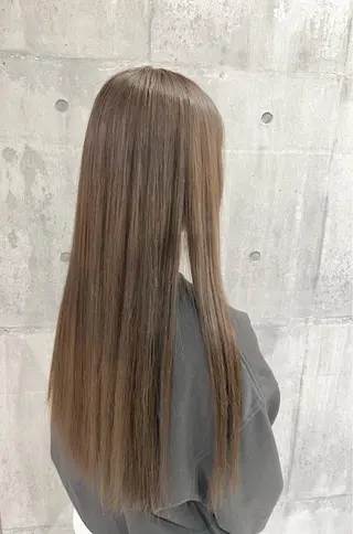 ロング 興津/韓国レイヤー ダブルカラー美髪縮毛のヘアスタイル