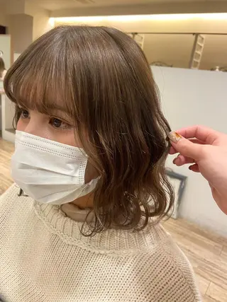 ミディアム white  eye あかりの眉毛・アイブロウイメージ