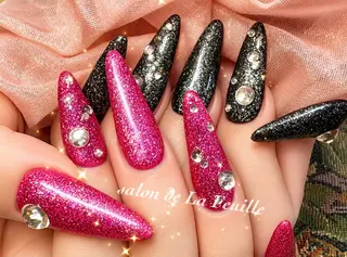ロング サロンドラフィーユ LAFEUILLEのネイルデザイン