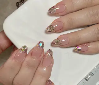 ネイル Pure&Rich Nailのネイルデザイン