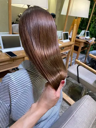 ロング カラー 吉良祐樹 レイヤー/艶カラーのヘアスタイル