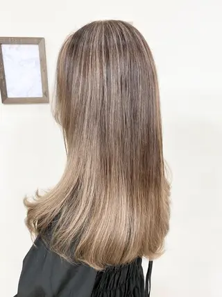 カラー SALOWIN栄 高須大貴のヘアスタイル