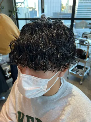 ショート パーマ メンズ 波巻きスパイラルパー マ/シャドウパーマ駿のヘアスタイル