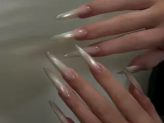 セミロング Atelier nail salonのネイルデザイン