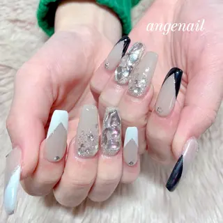 ネイル オーナーネイリスト MAKIのネイルデザイン