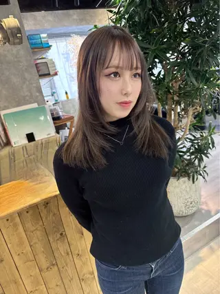 セミロング カラー レイヤーカット/韓国 /心斎橋/宮城ほのかのヘアスタイル