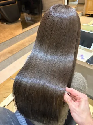 ロング カラー 松田卓也🌟髪質改善 🌟縮毛矯正🌟艶髪のヘアスタイル