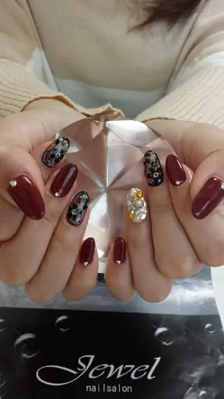 ネイル ＪＥＷＥＬ ＮＡＩＬのネイルデザイン