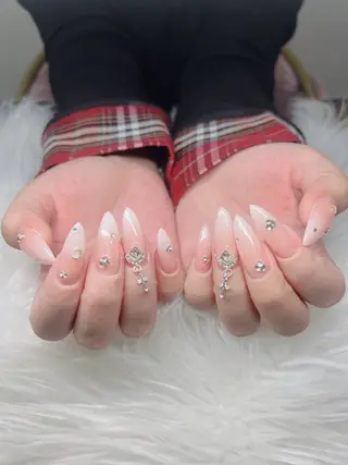 ネイル Lee Nails チップ長さだし専門店のネイルデザイン