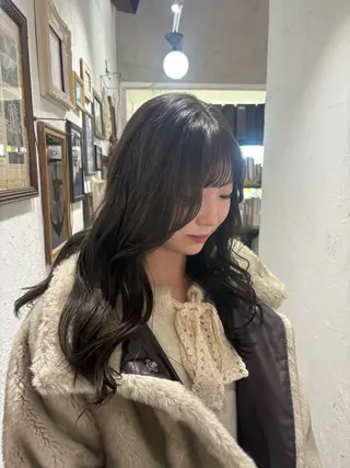 ロング 長尾 空稜のヘアスタイル