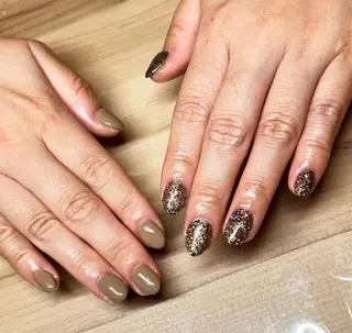 ネイル 街ノビヨウダツモウ所属・MARU .Kのネイルデザイン