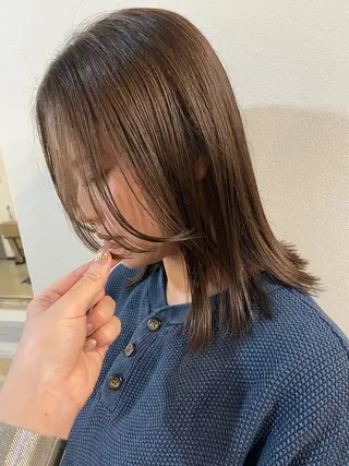 ミディアム カラー sherry/R所属・sherry/R 三川町　川口真里奈のヘアスタイル