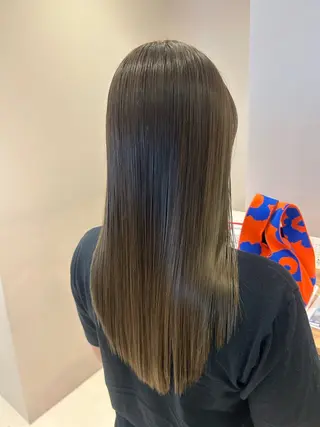 ロング 浅倉栞 /透明感カラーのヘアスタイル