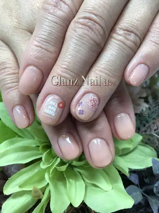ネイル Glanz  Nail aのネイルデザイン