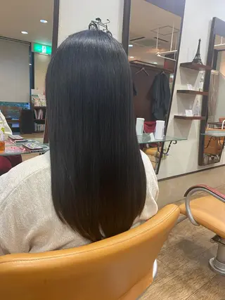 ロング サプリームヘア 飯田みち瑠のヘアスタイル