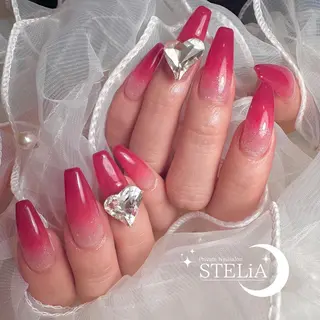 ネイル Nailsalon STELiAのネイルデザイン