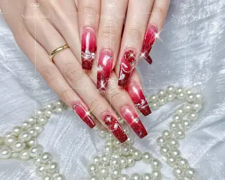 ネイル 🦋 Queenieのネイルデザイン