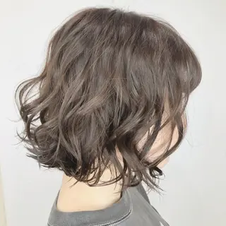 ショート カラー 上田 篤史のヘアスタイル