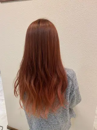 ロング 中川 茜里のヘアスタイル