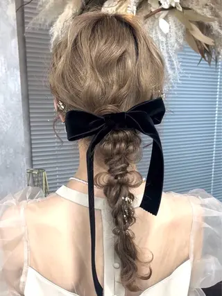 ヘアアレンジ 🦋ハイトーン×ア レンジ💫Leenaのヘアスタイル