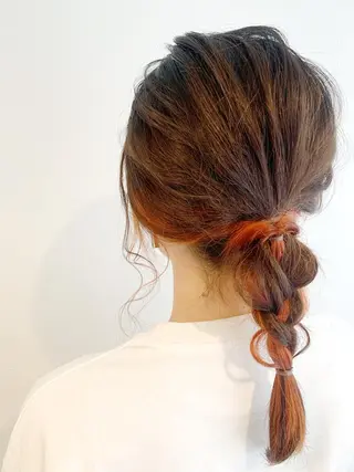 セミロング カラー ナガサカ サチのヘアスタイル