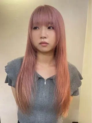 ロング カラー mio ／ハイトーンのヘアスタイル