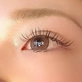 マツエク・マツパ TOPBROW マユリのマツエク・マツパデザイン