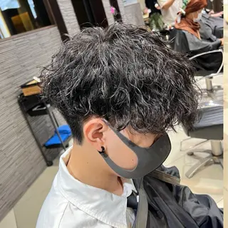 ショート パーマ メンズ 道越 裕人のヘアスタイル