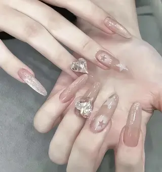 ネイル VIVIAN エイのネイルデザイン