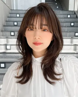 セミロング カラー 宮本 聖希のヘアスタイル