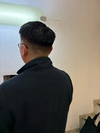 ショート メンズ ワガ カズマのヘアスタイル