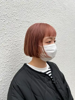 ショート カラー よしだ とおいのヘアスタイル