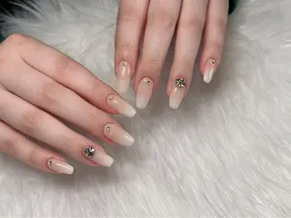 ネイル nail&eye Ariesのネイルデザイン