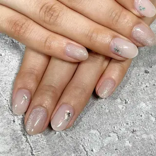 ネイル 東 千夏のネイルデザイン