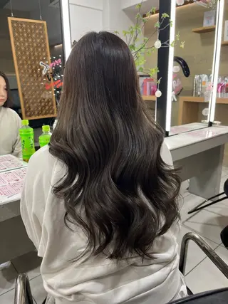 ロング 🎀透明感カラー🎀 稲垣至恩🎀のヘアスタイル