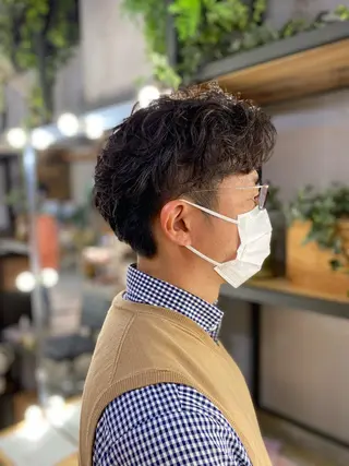 ショート パーマ 伊藤 裕也のヘアスタイル