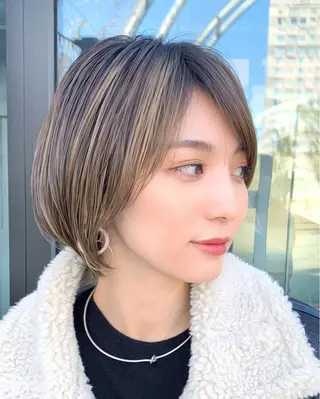 ショート ショートヘア くすみカラー、大場猛のヘアスタイル