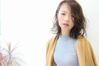 ミディアム カラー 中村 海のヘアスタイル