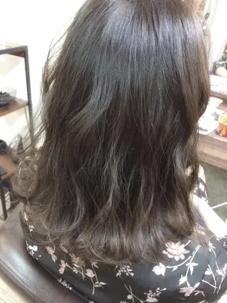 ミディアム セミロング カラー 🟦髪質改善6年 💊YAMAMOTOのヘアスタイル