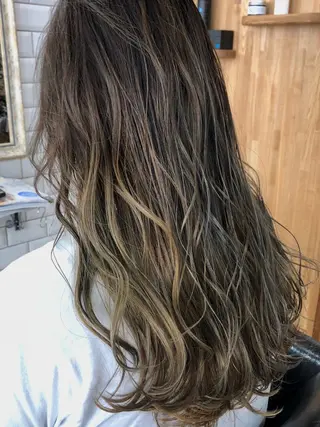 ロング カラー 橋本 敬介のヘアスタイル