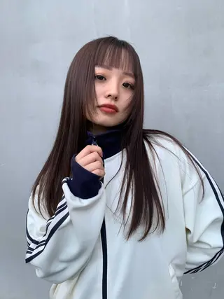 ロング 矢澤 明日香のヘアスタイル