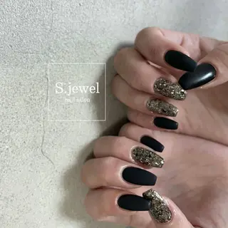 ネイル S. JEWELのネイルデザイン